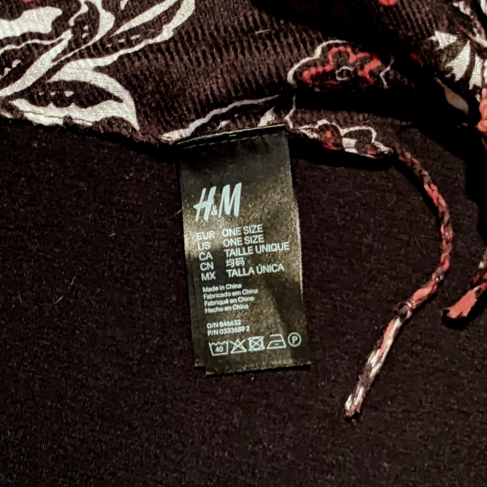H&M Black and Pink Patterned Scarf - Picture 5 of 5